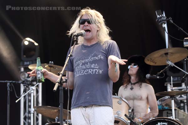 ARIEL PINK - 2015-05-30 - NIMES - Grande Scene Flamingo - 